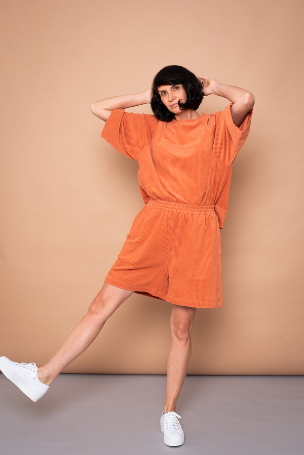 YYULI – Oversized Shorts aus Cord-Nicky