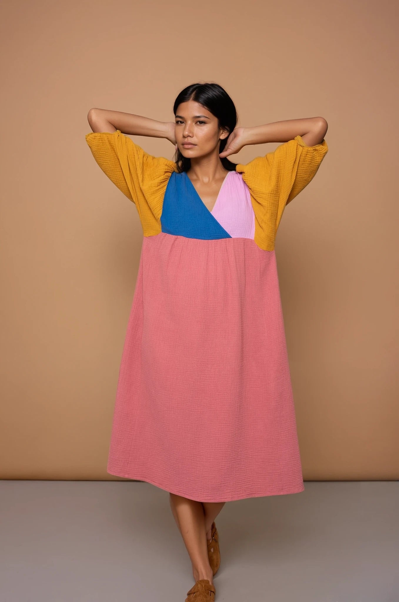 YYULI – Maxi-Kleid Colour Blocking