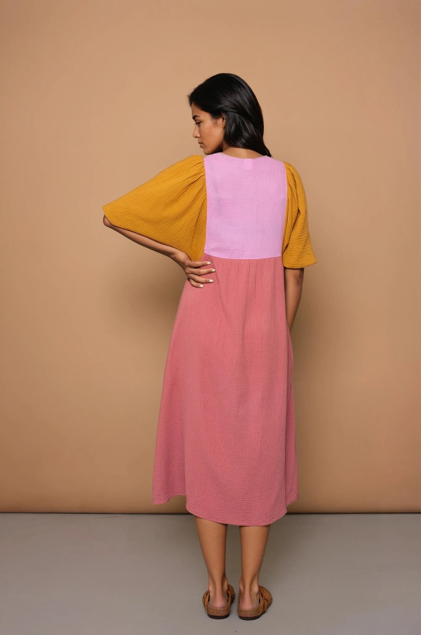 YYULI – Maxi-Kleid Colour Blocking