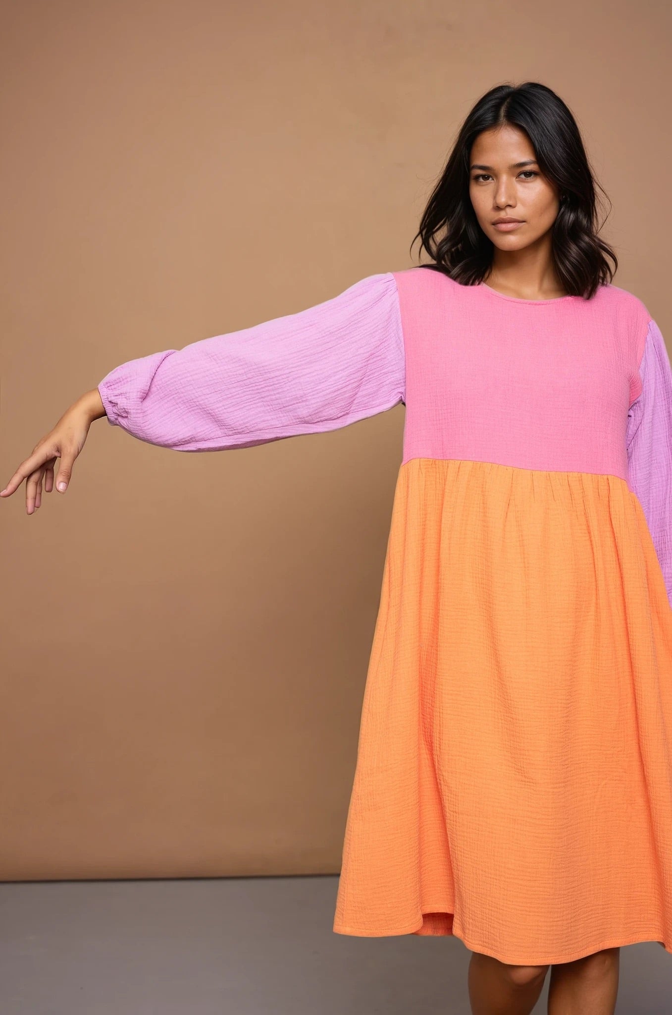 YYULI – Midi-Kleid Colour Blocking
