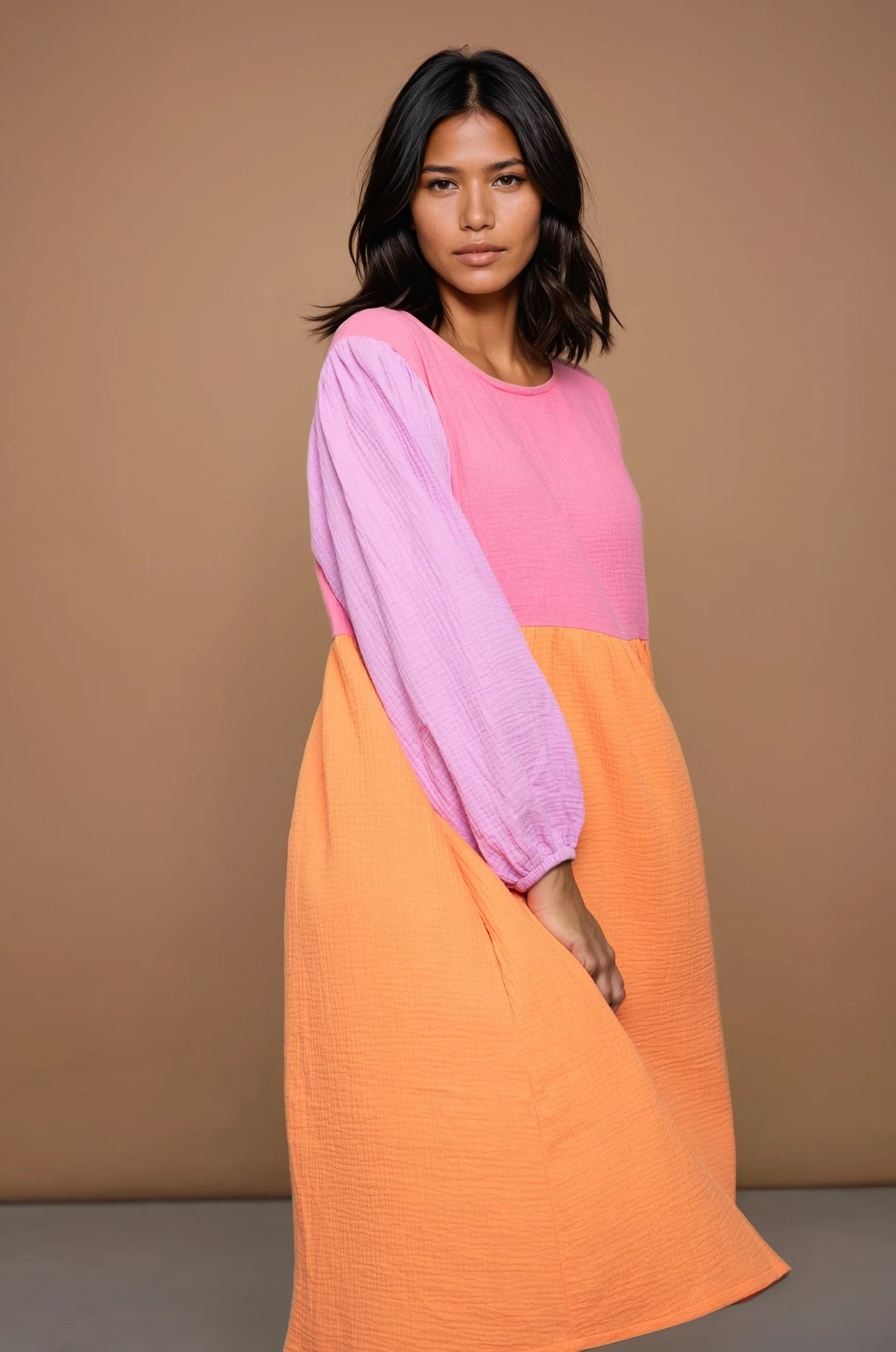 YYULI – Midi-Kleid Colour Blocking