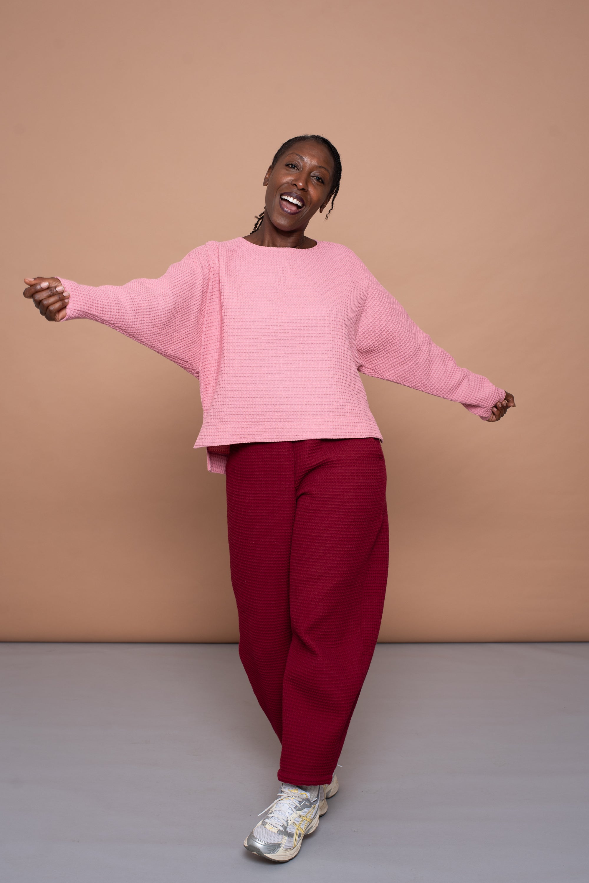 YYULI – Barrel Pant Bordeaux