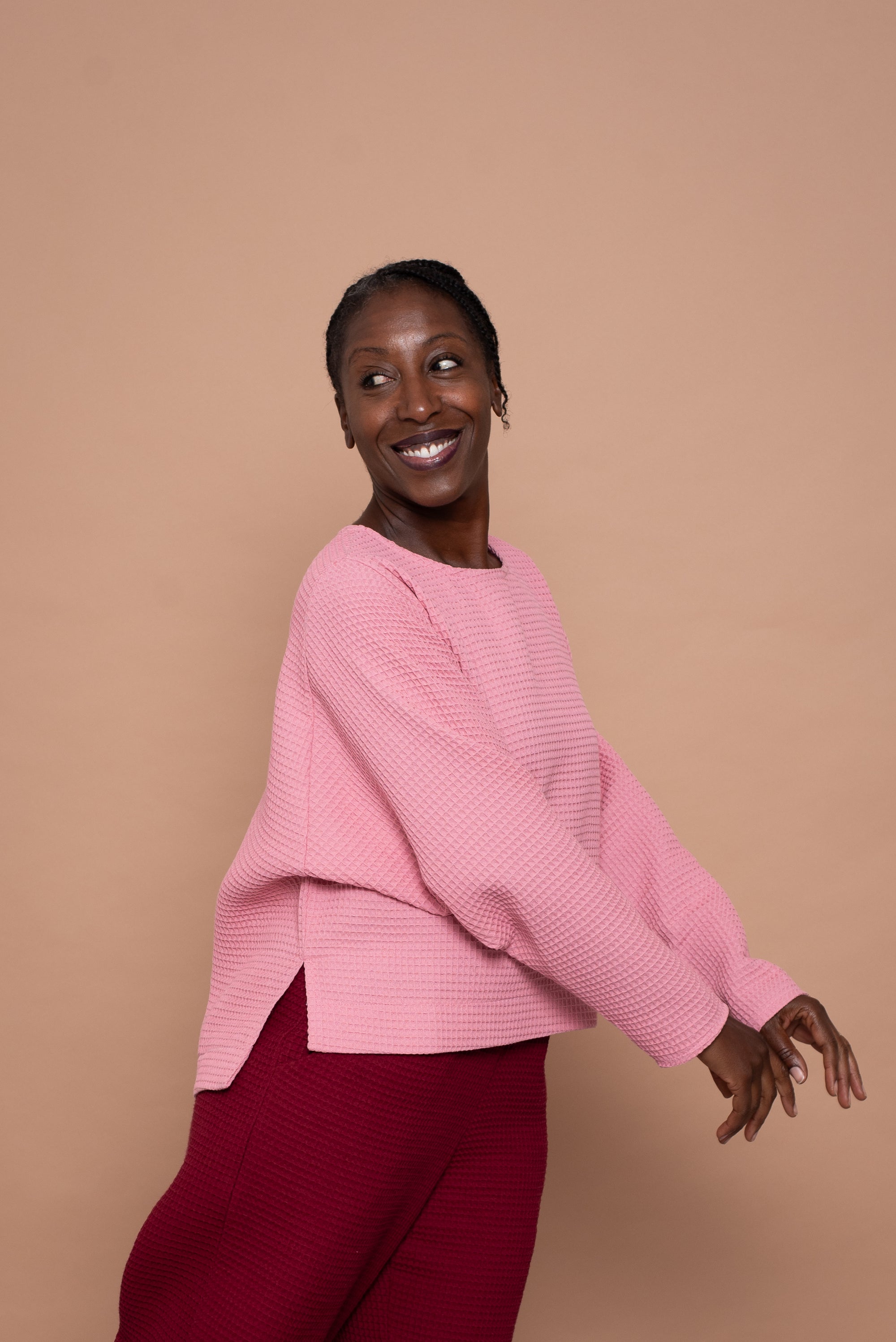 YYULI – Oversized Sweatshirt Light Pink