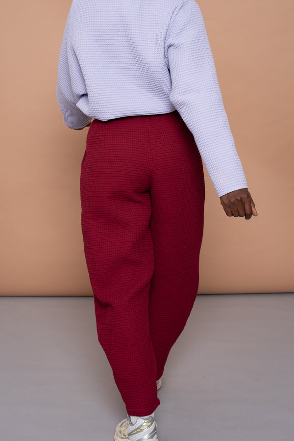 YYULI – Barrel Pant Bordeaux