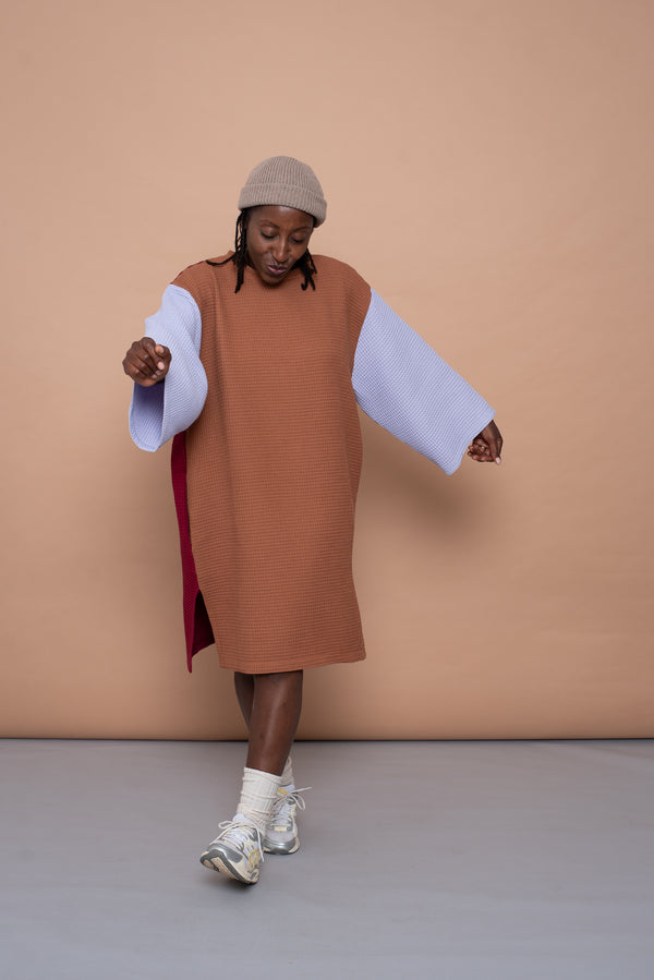 YYULI – Oversized Kleid Colour Blocking