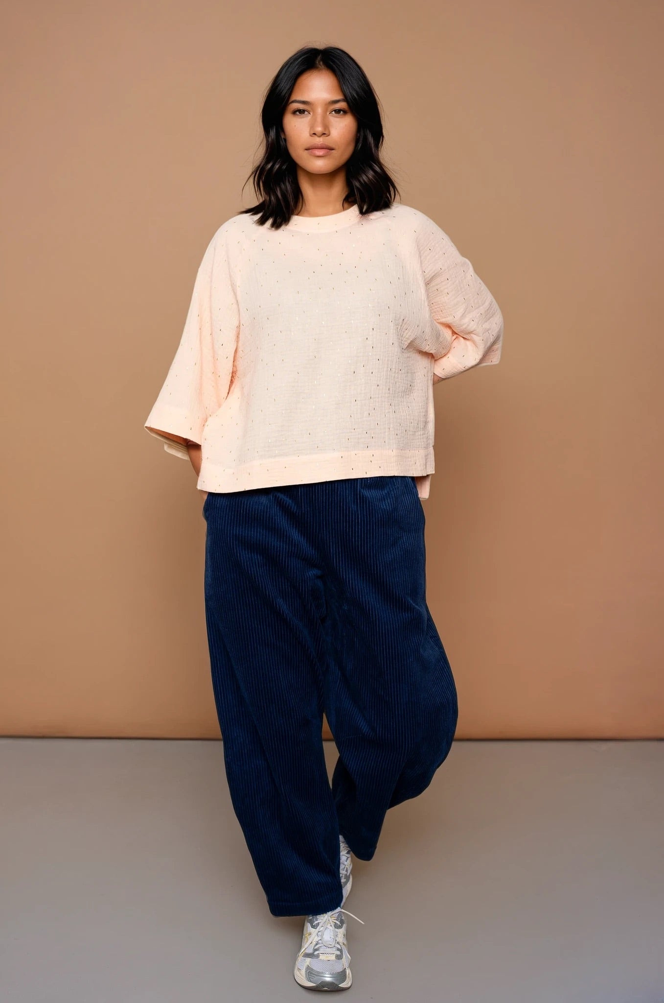 YYULI – Oversized Shirt ‚Gold Standard‘