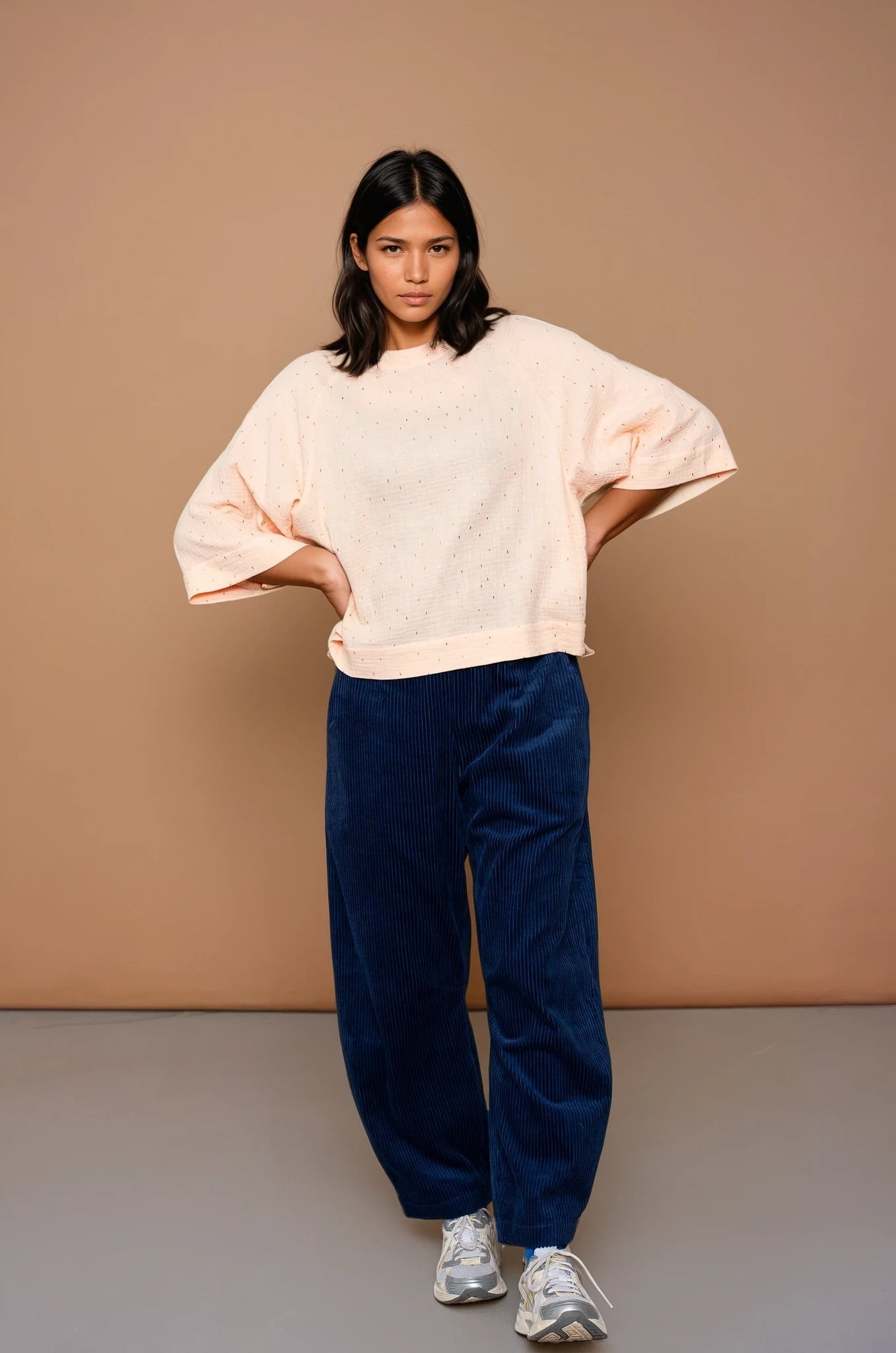 YYULI – Oversized Shirt ‚Gold Standard‘