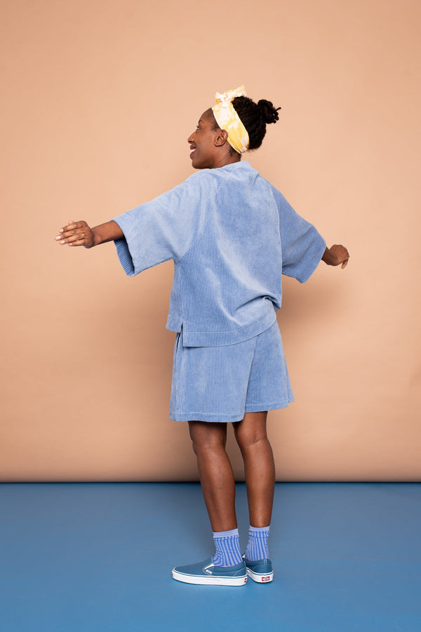 YYULI – Oversized Shirt aus Cord-Nicky