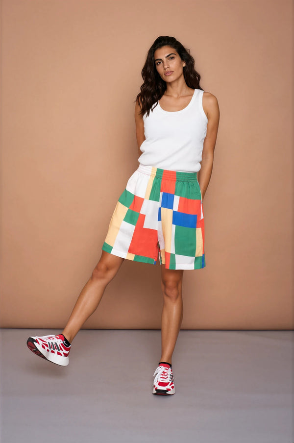 YYULI – Oversized Shorts ‚Blockchain‘