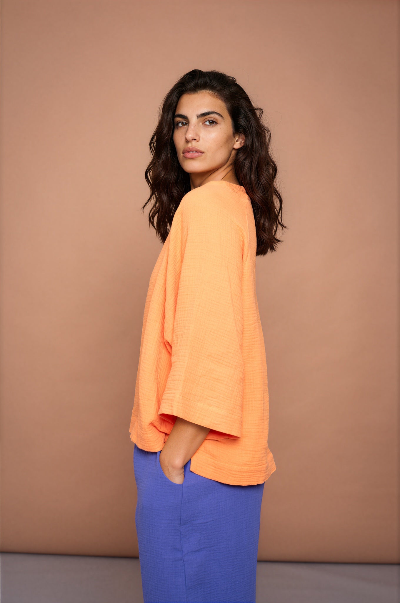 YYULI – Oversized Shirt Orange