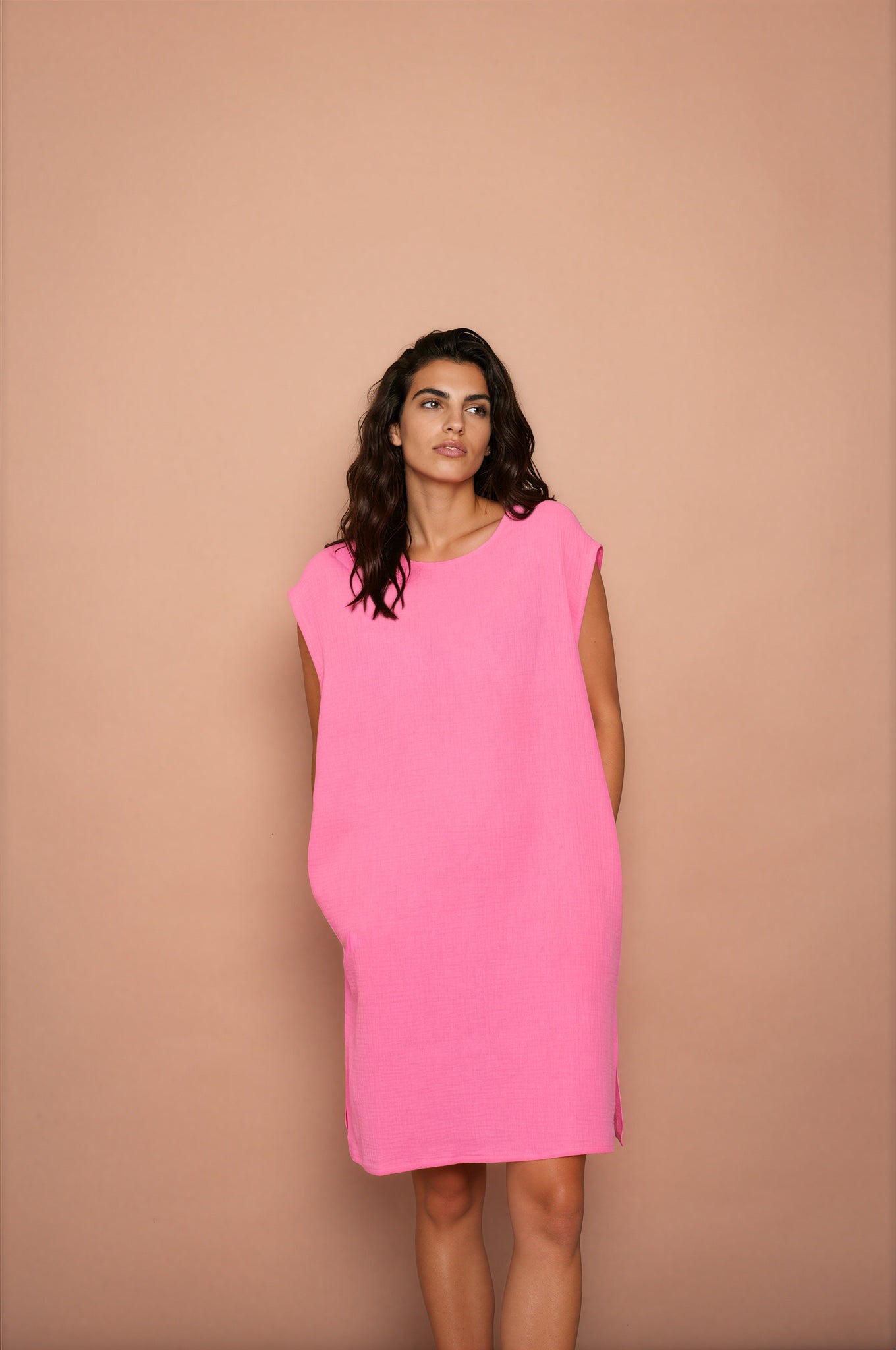 YYULI – Gerades ärmelloses Kleid