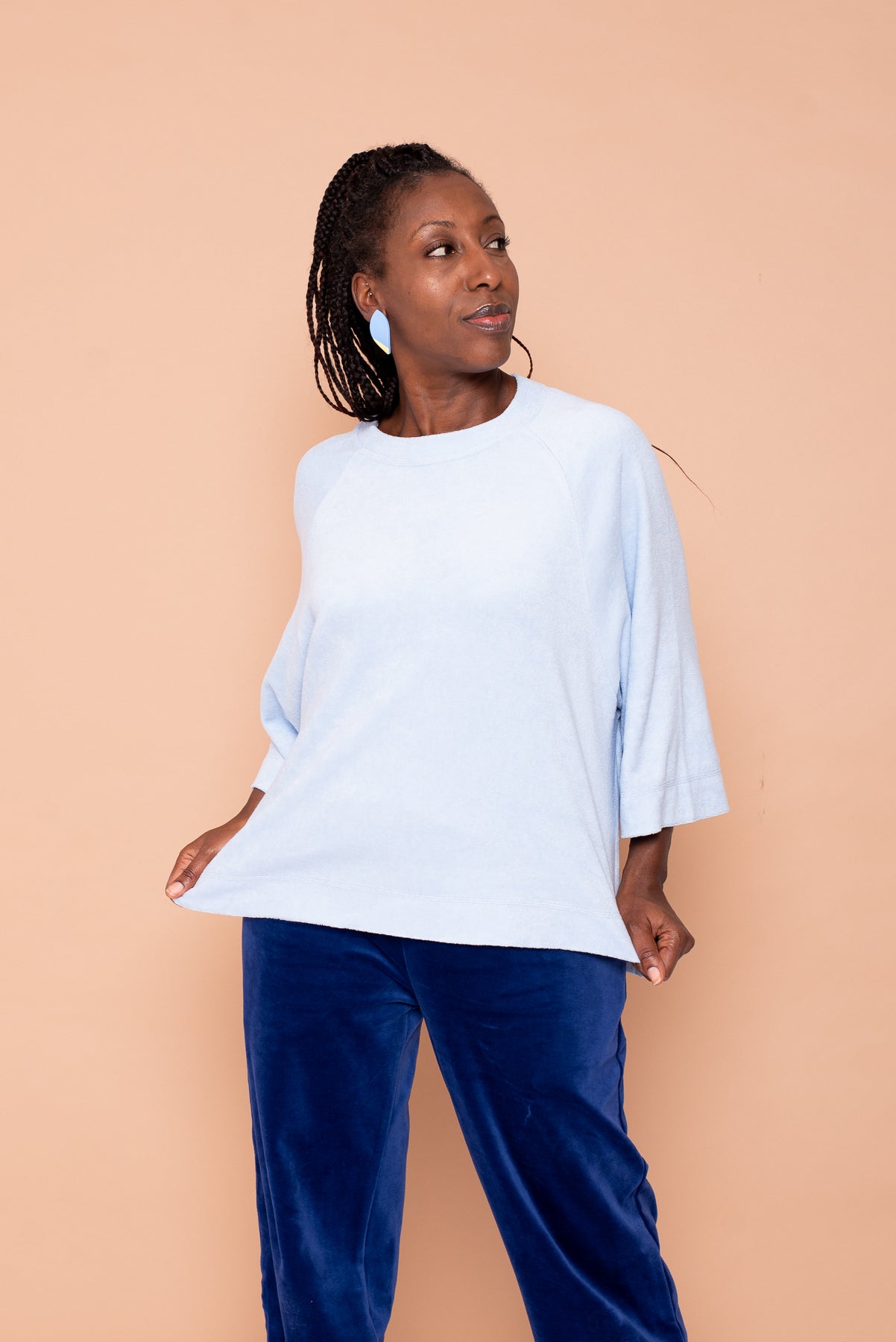 YYULI – Oversized Shirt aus Frottée – Hellblau